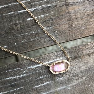 Kendra Scott necklace